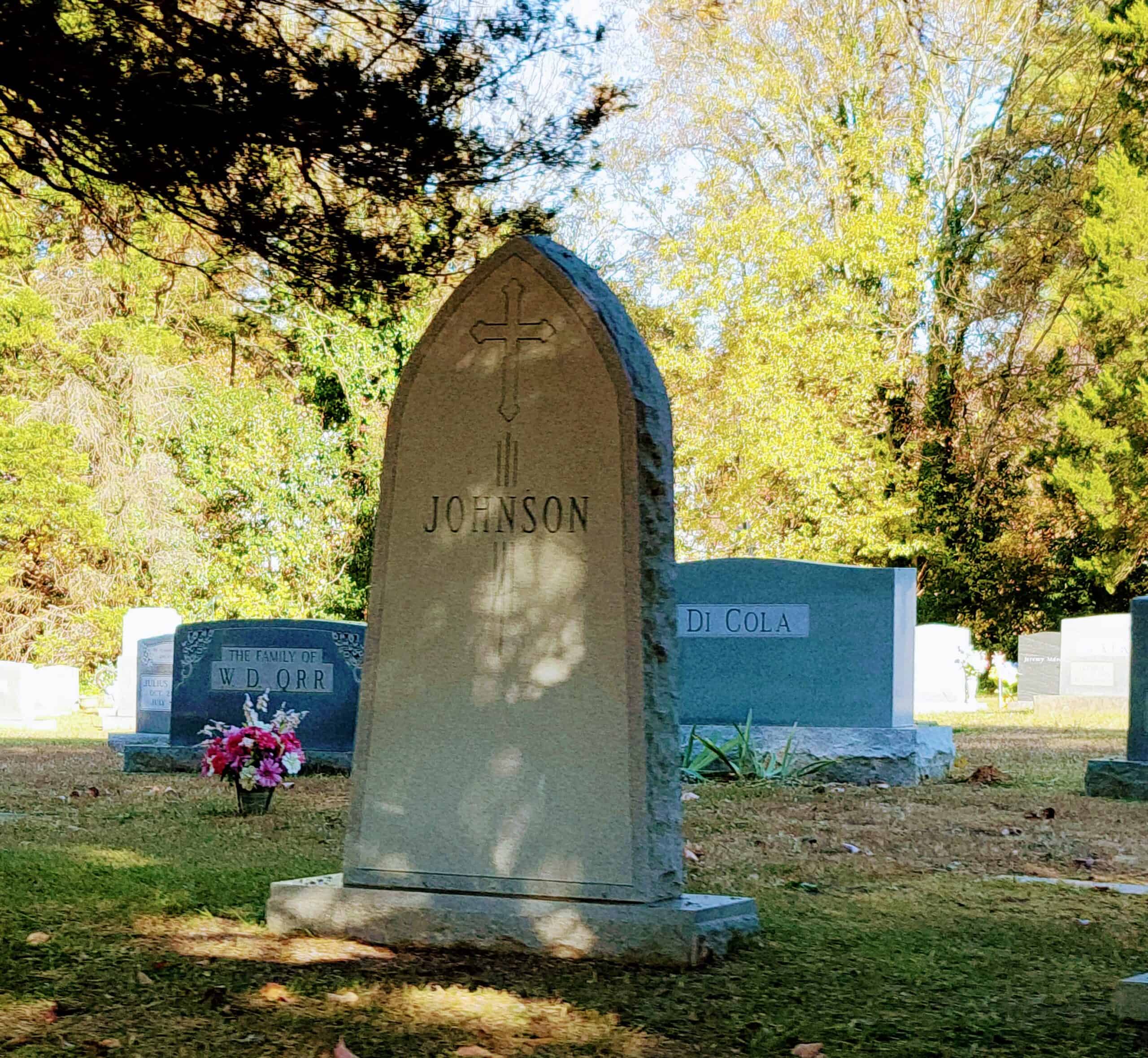 Photo Tour of Historic Oakwood Cemetery