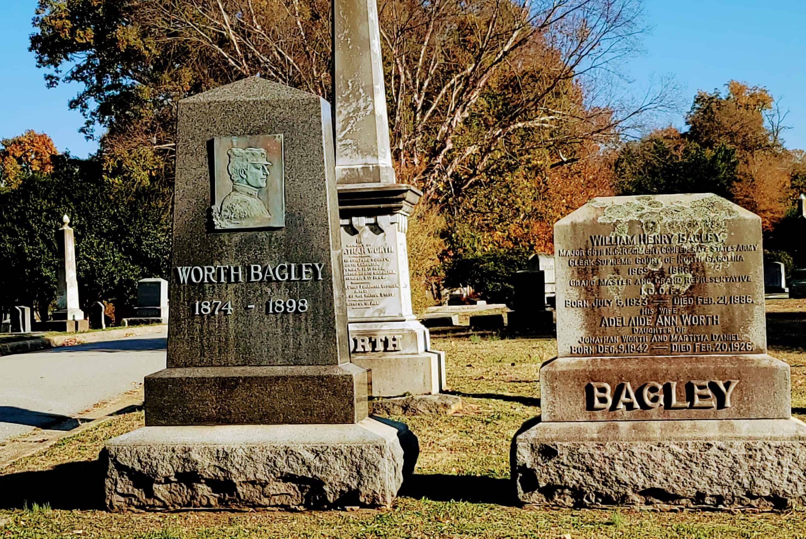 Photo Tour of Historic Oakwood Cemetery